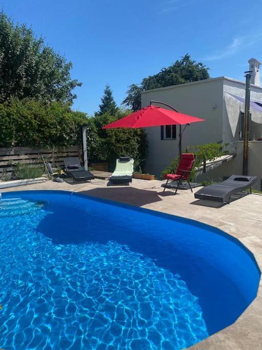 Villa Les Terrasses Dans La Nature Avec Piscine A 2 Pas De Lyon, Metro A 15Mn A Pied Pour Lyon Centre En 10Mn Ou Bus A 300M Pour Lyon Centre أولينز المظهر الخارجي الصورة